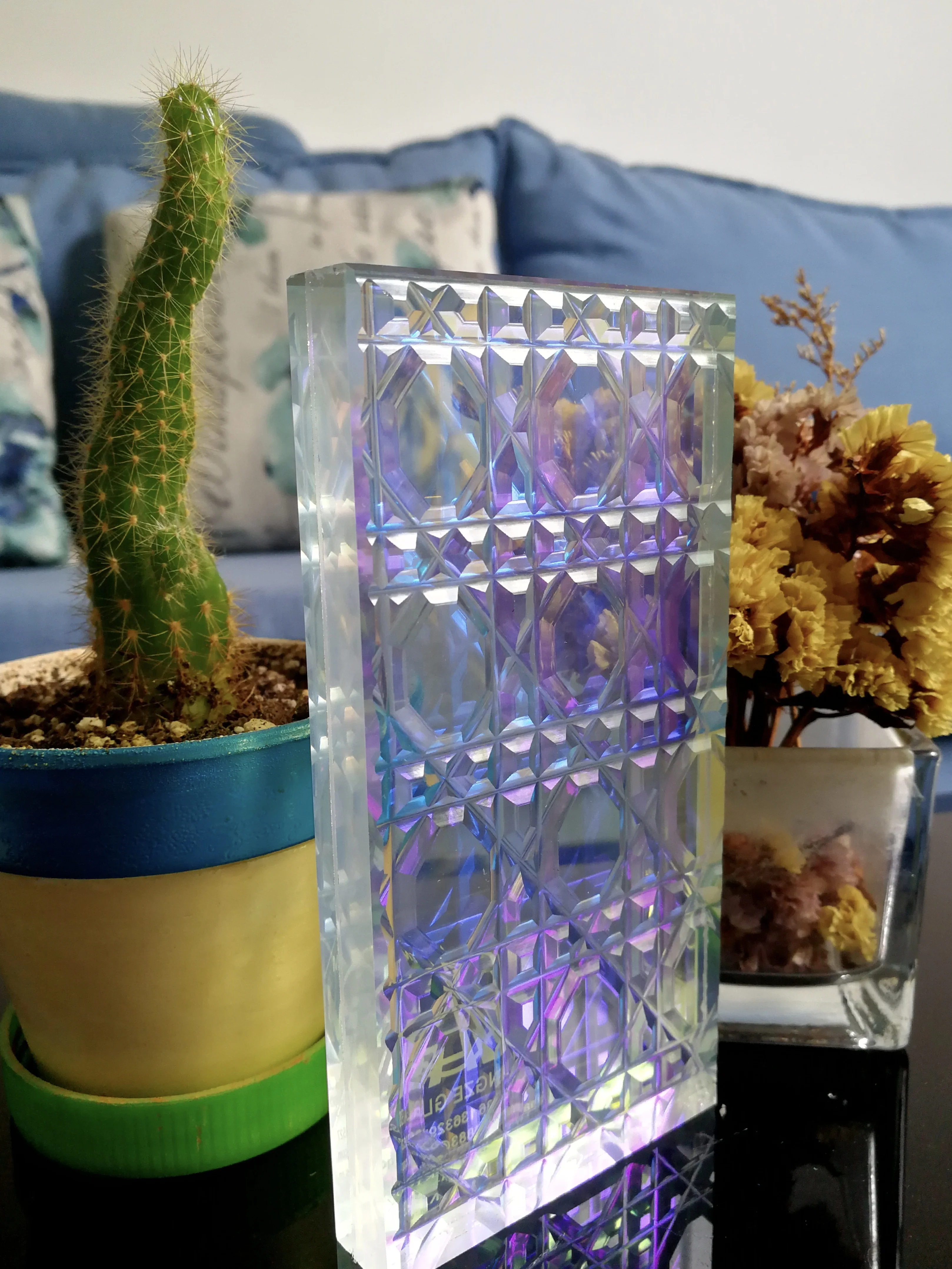 High Quality Modern  5mm 6mm 8mm Customized Dichroic Moru Pattern Glass Dazzle Colour Art Glass for Decoration