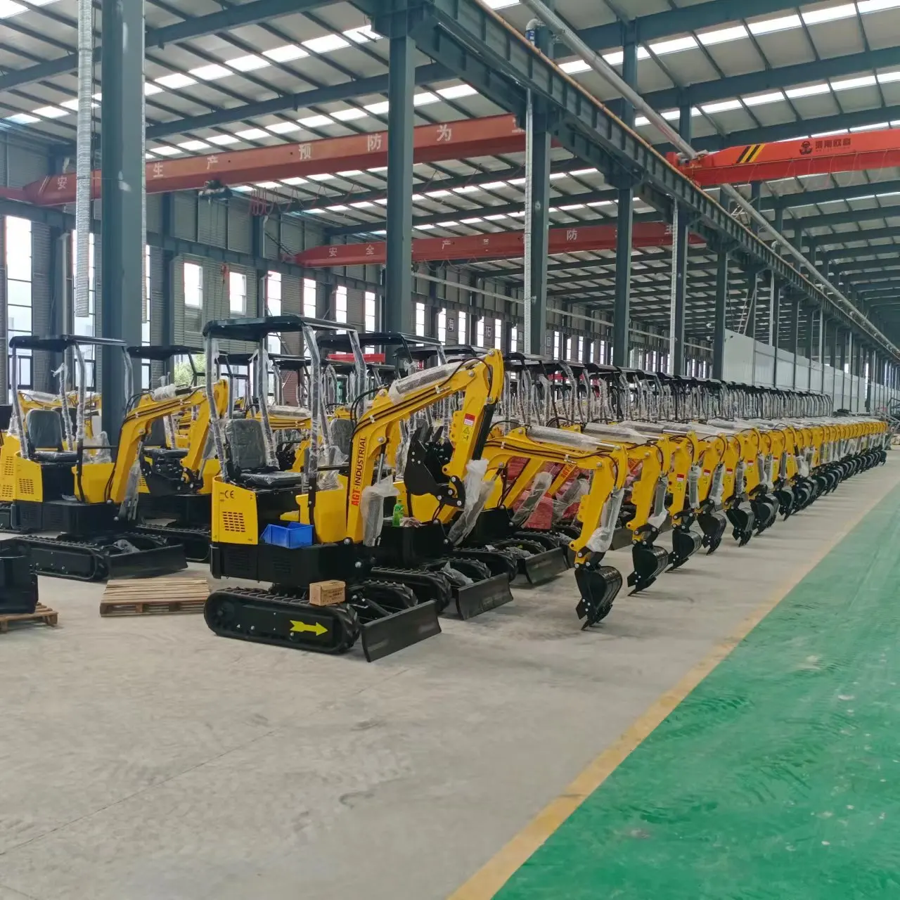 AGT 13.5 HP B&S 1-ton Mini & Small Excavator, Gasoline   AGT-QH12  B&S  engin
