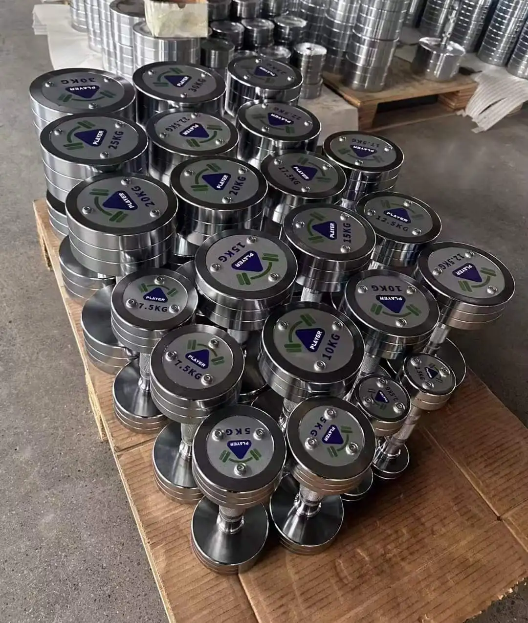 Оптовая продажа новое оборудование для тренажерного зала с гальваническим покрытием 50 кг набор золотых гантелей