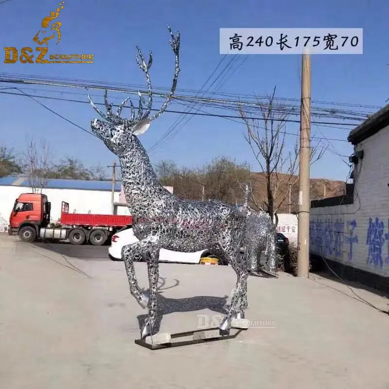 Современная садовая скульптура из нержавеющей стали в виде оленя D & Z