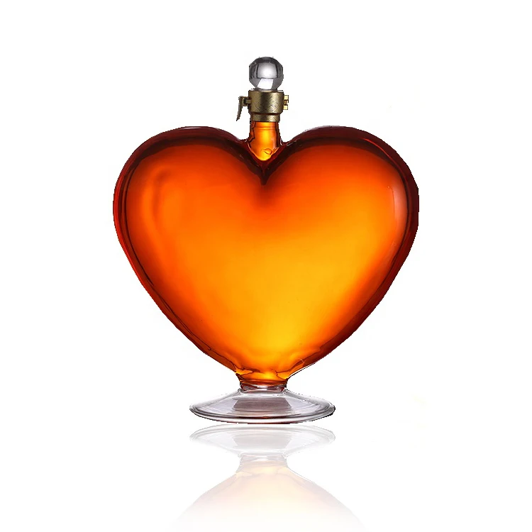 Best Selling 1000ml High End Hand Made Heart Shape Whiskey wine glass Decanter