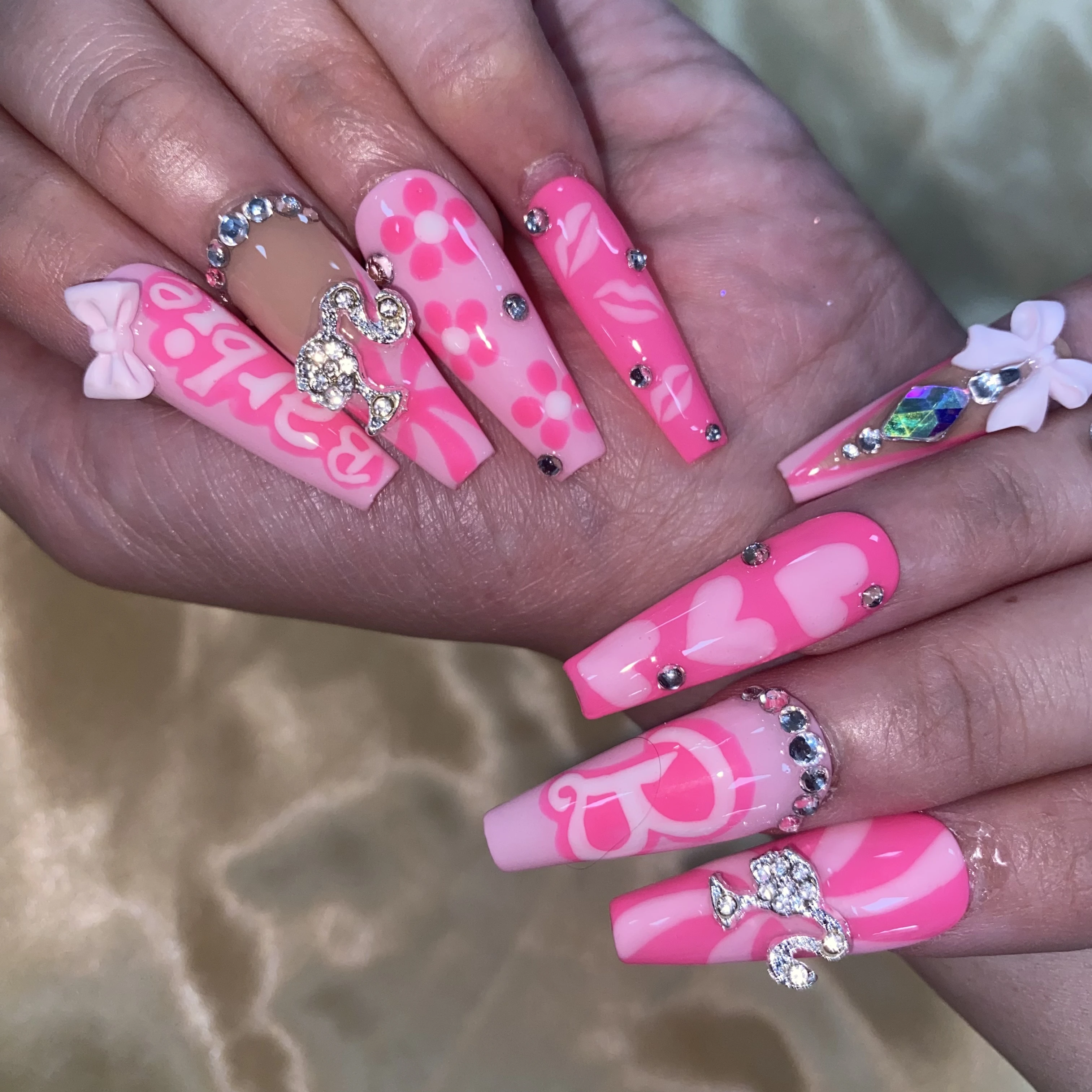Nail supplier High Quality Free shipping Acrylic material Handmade False Nails Press On Nails