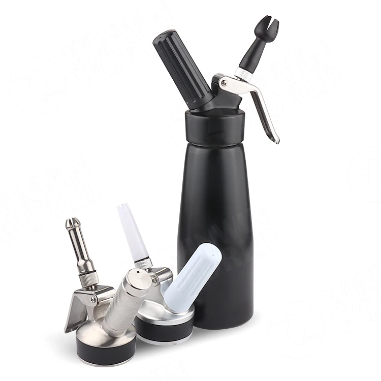 Профессиональный диспенсер для крема Whipper черного цвета, 1 пинт, алюминиевый держатель для крема с 3 декоративными насадками, чистящая щетка