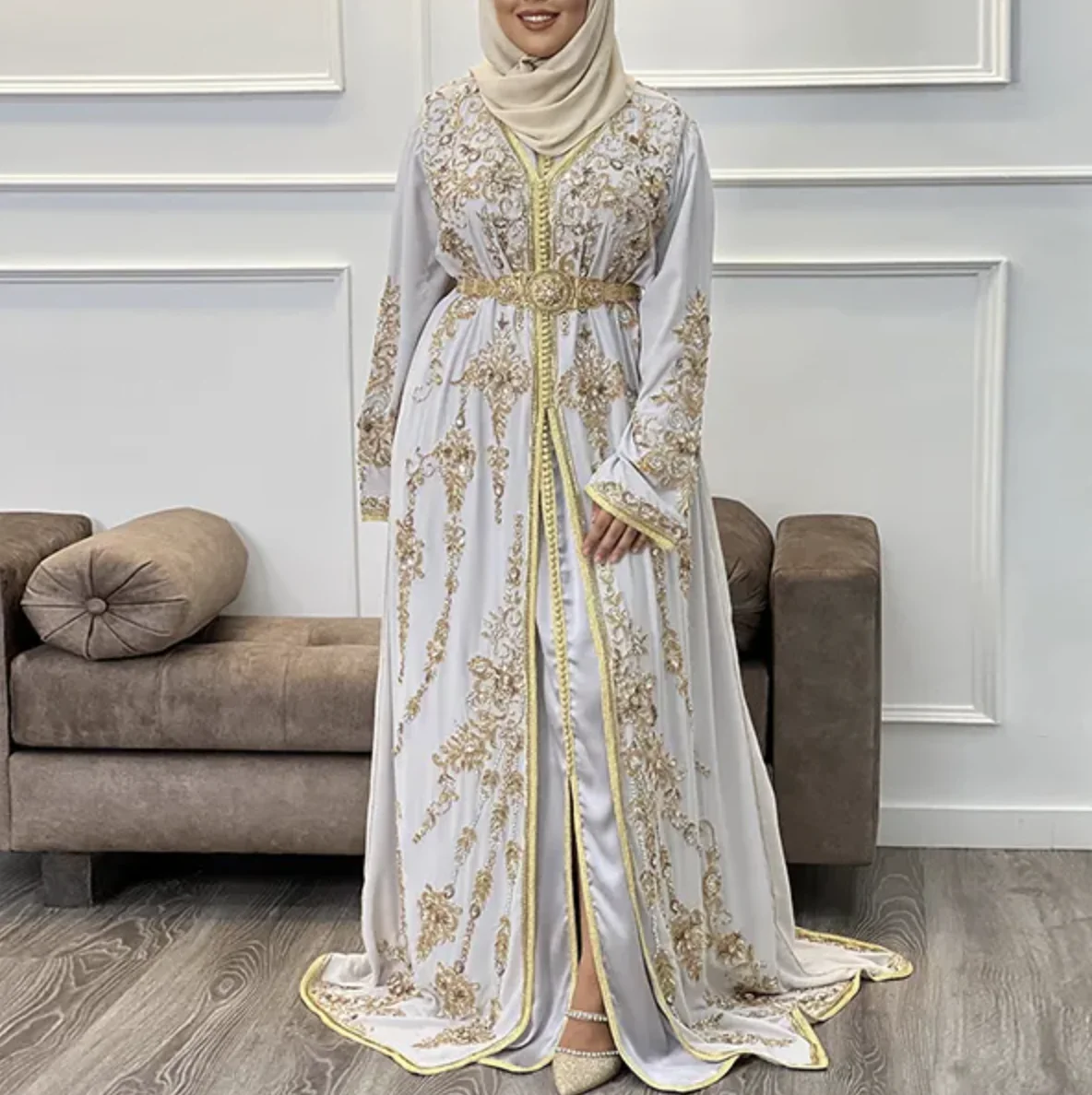 OEM Custom Handwork Luxury Embroidered Crystal Dubai Kaftan Muslim Maxi Long Dresses Moroccan Kaftan With Belt
