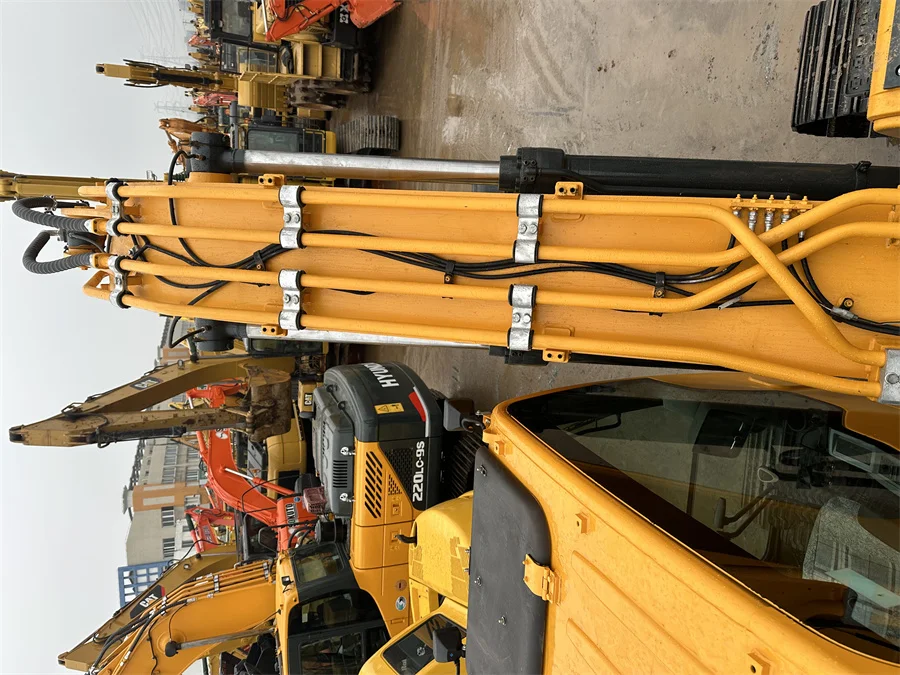 Secondhand Hyundai R220LC-9S Hydraulic Crawler Excavator Weight 22tons Original Korea 220lc-9s R220 Cheap for Sale R330 R300