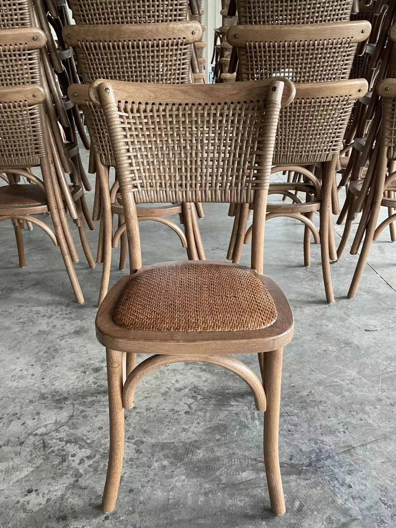 2023 Wedding Banquet Wood Dining Natural Stackable Rattan Chair