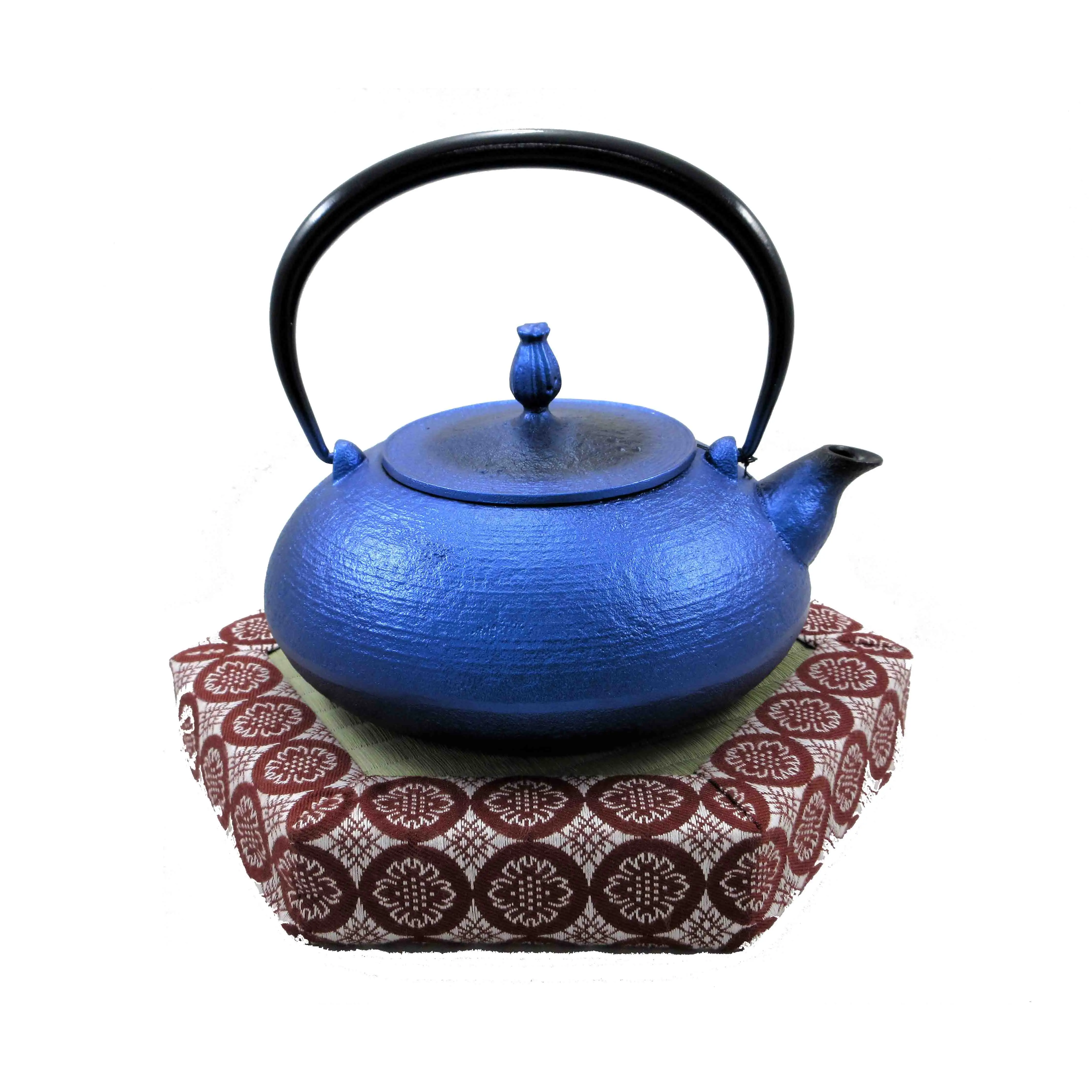 
High Quality Traditional Cast Iron Basic Pattern The Mini Tea Kettle 