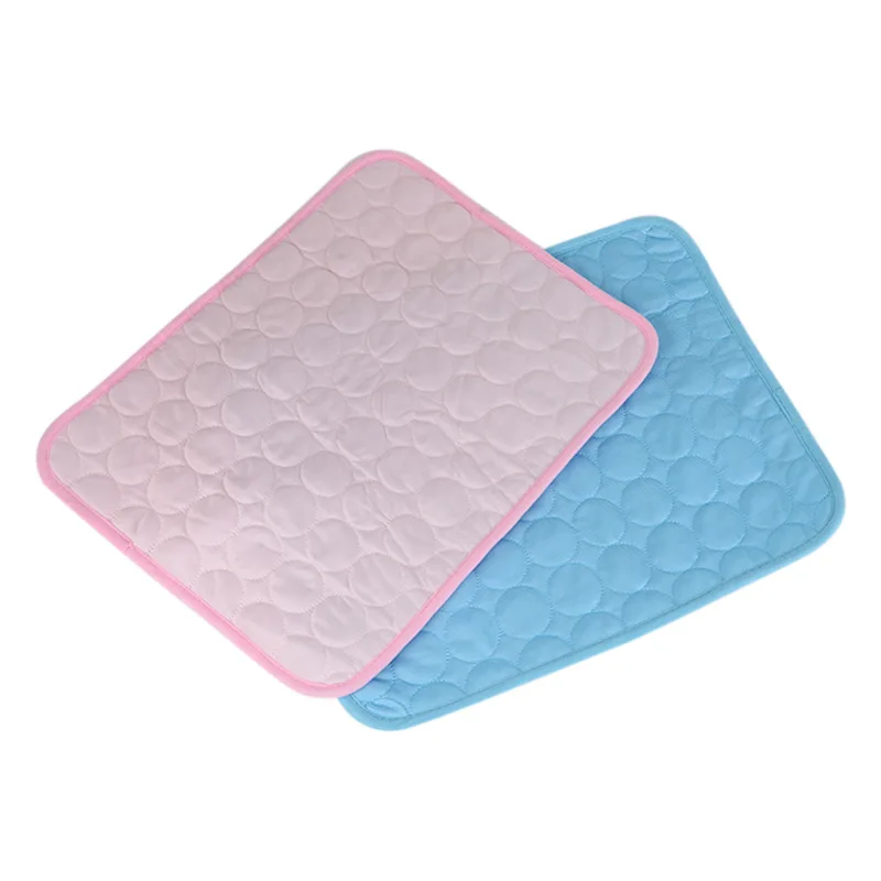 Washable Pet Cooling Mat Cold Pet Pad Cats Portable Reusable Breathable Dog Cooling Bed Mat for Dogs