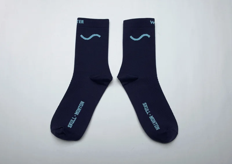 Wholesale Crew Cool Dark Blue Cycling Socks Compression Bike Socks Custom Logo Breathable Bicycle Socks Manufacturer