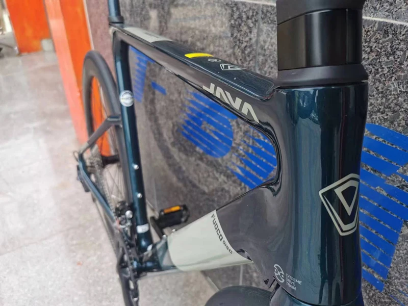 Java FUOCO TOP road bike 24 speed carbon fiber racing bike integrated handlebar hydraulic disc brake bicycle for adult