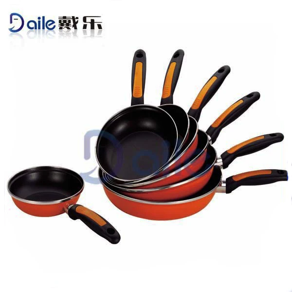 Daile 26cm non-stick flat base enameled pan cast iron enamel wok with silicone handle