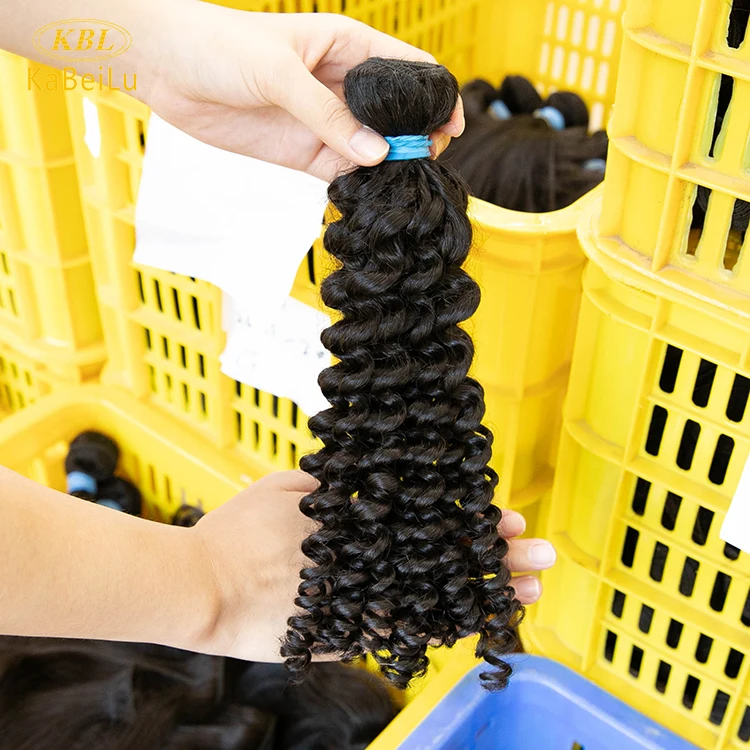 100% Необработанные индийские Русский человеческих волос навалом, соткать человеческих волос эффектом деграде (переход от темного к натуральные русские пышные вьющиеся волосы, густые волнистые волосы славянского типа ленты нарощенных волос