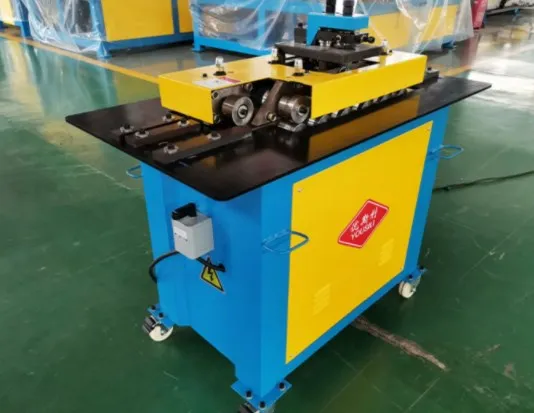 Square plate joining nibbling machine Round air duct closing connection nibbling processing machinery