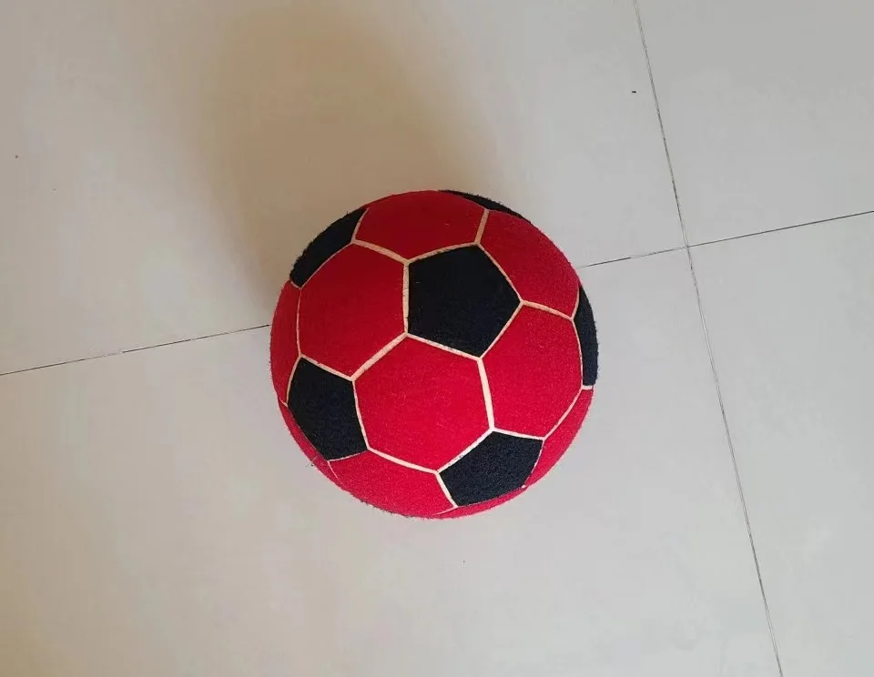 21cm Diameter Sticky Soccer Ball Sticky Football For Inflatable Soccer Darts With Magic Tape