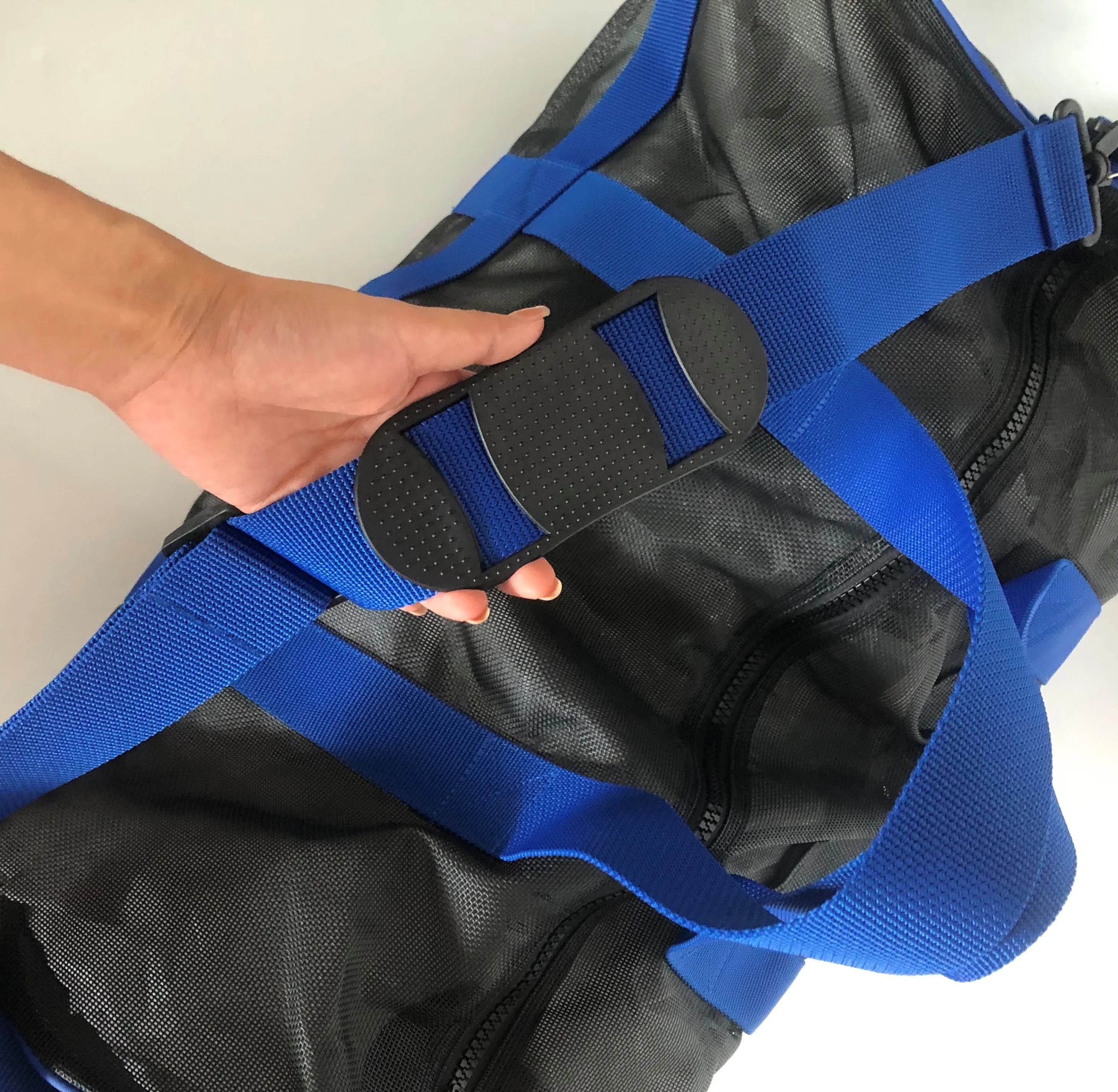 DPR Diver Duffle Mesh bag Diving Bag Heavy duty mesh with nylon /  zipper on top / extra shoulder strap