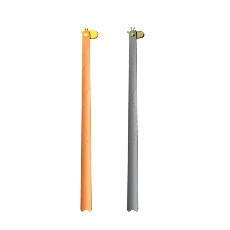 2022 Factory Wholesale Wear Cartoon Shoe Helper Magnetic Shoe Horn Custom Logo Long Handle