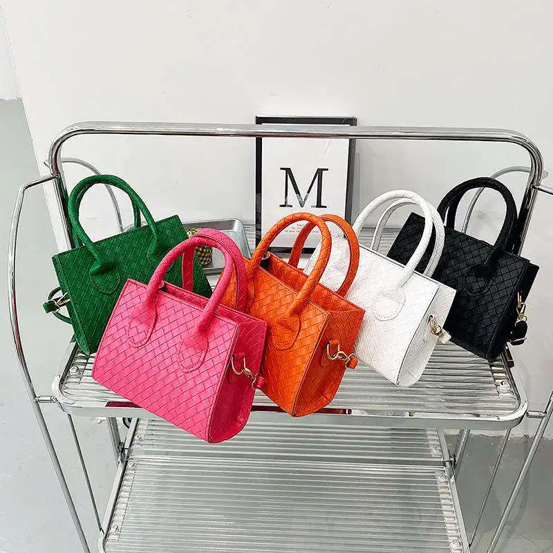 New Arrival PU Messenger Bag Retro Casual Custom Women Bags Fashion Exquisite Ladies Hand Bags