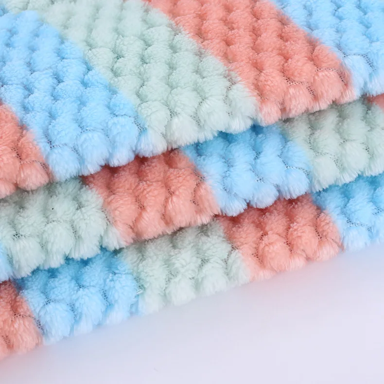 
100% polyester double-sided flannel Pineapple-gabebo Pui Pui velvet print garment home pajamas blanket fabric 