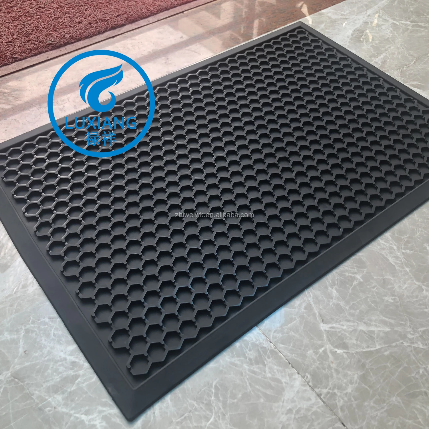 Spot PVC Entry Door  Bathroom Mat  Household Drain Mat  Honeycomb Sterilization Mat