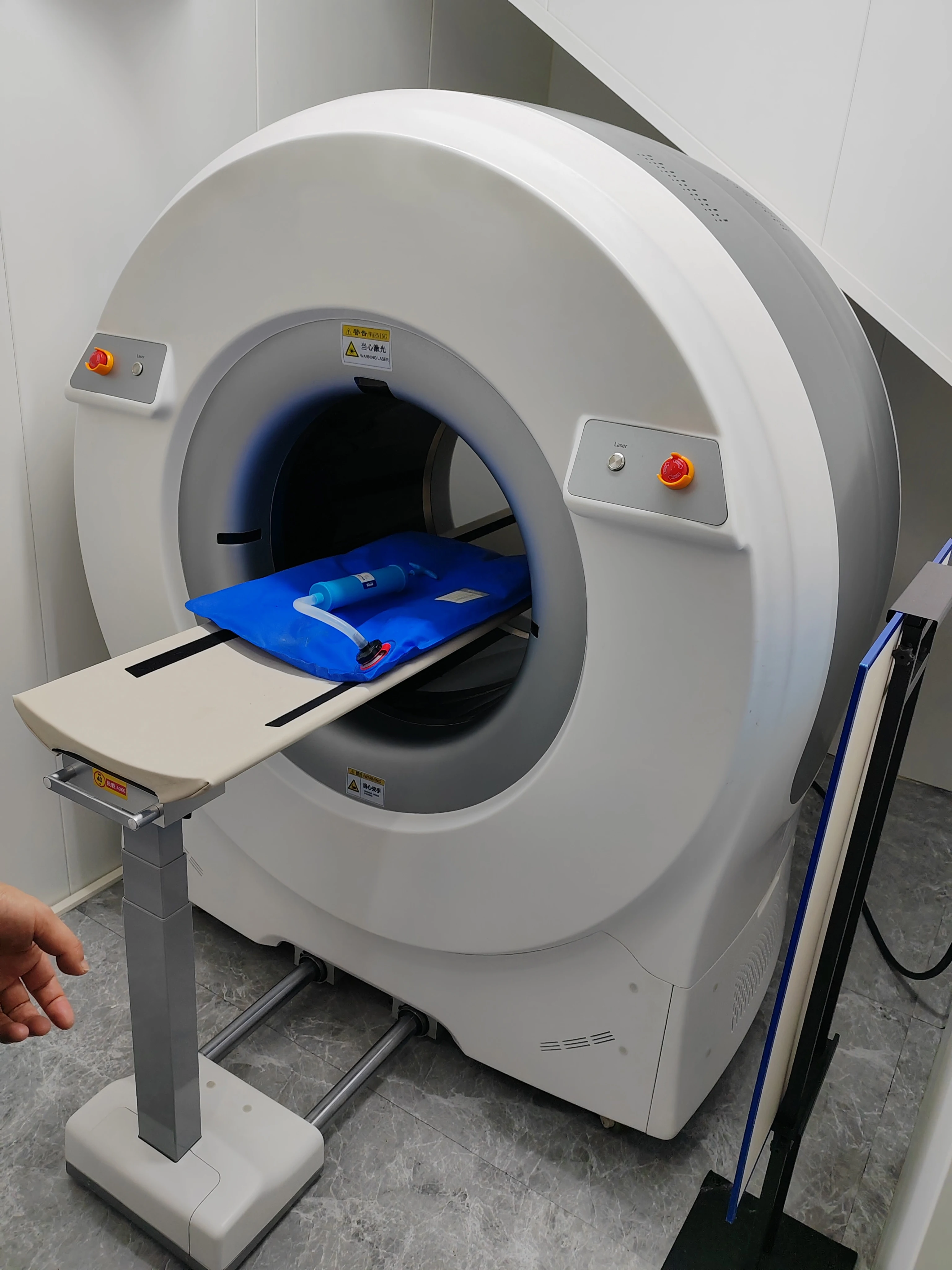 Factory New Design Veterinary CT Scanner Pet Clinic Hospital CT Machine Small Size Price
