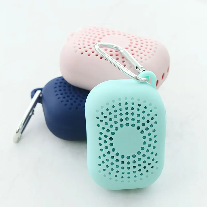 Wholesale Customized microfiber sports cold towel Magic sports travel outdoor ice cooling towel Sport Towel Silicone Case