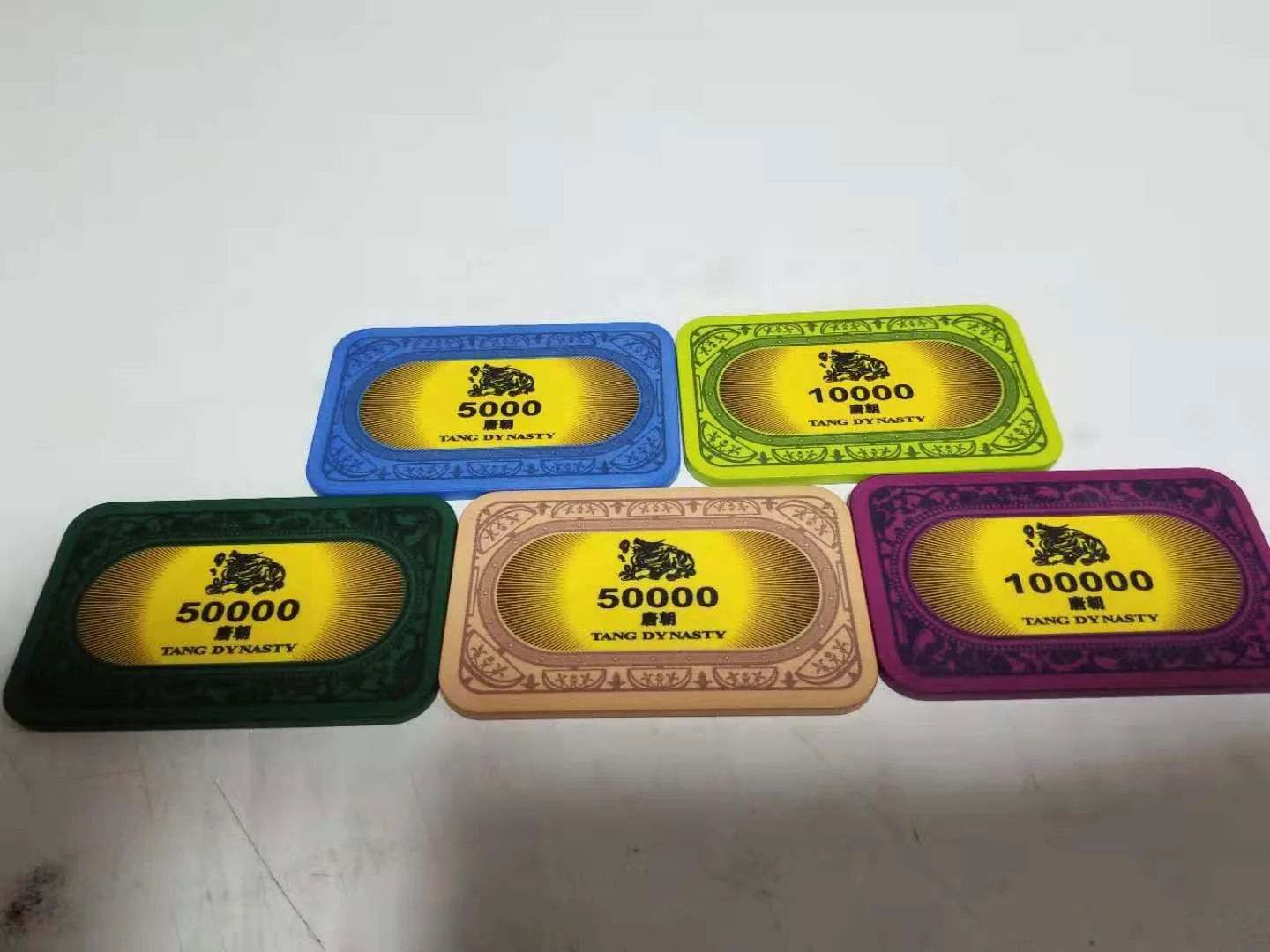 Wholesale Cheap Professional High Quality Clay Ceramic Poker Chips Set Casino Chips For Blackjack Gambling