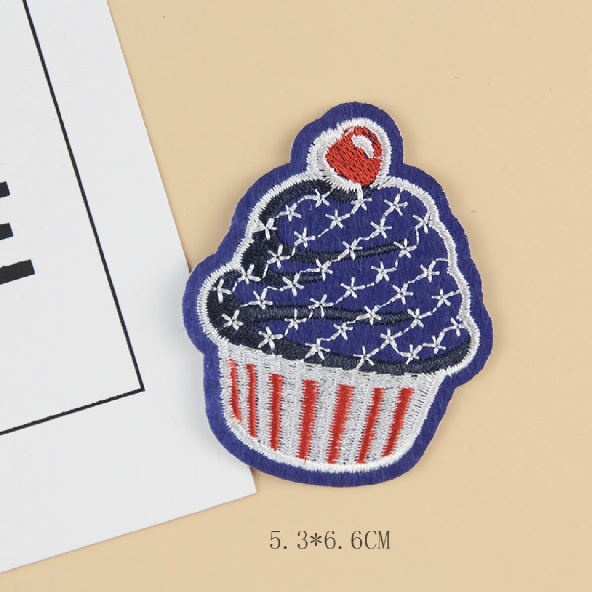 Stock High Quality Desserts Ice Cream Coffee Bread Cookie Embroidered Patches Custom Iron On Badge For Jacket Shirt Hat Shoes