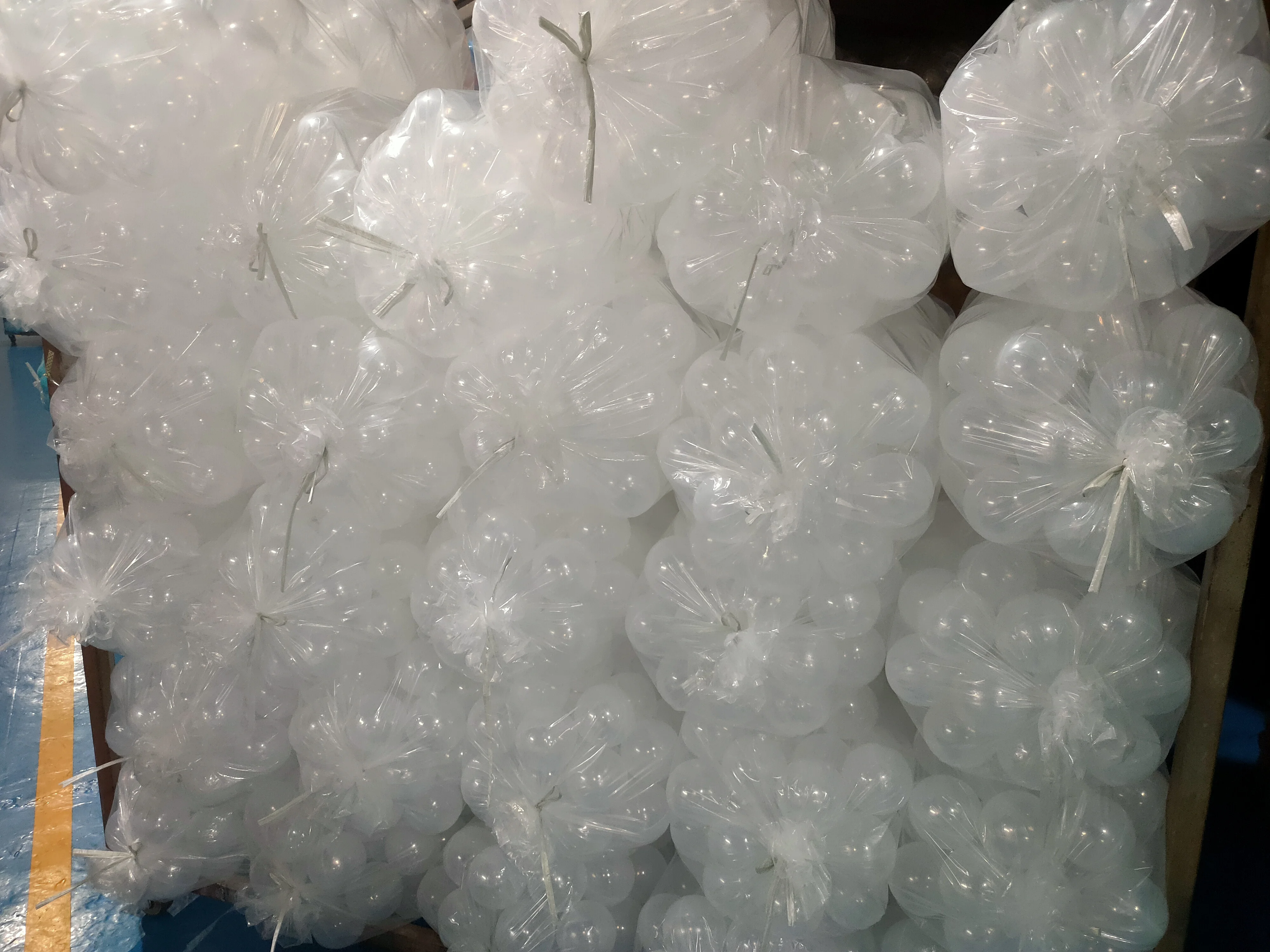China OEM Factory Wholesale Plastic Transparent Clear Color Million Children Play Pool & Pit Ocean Balls