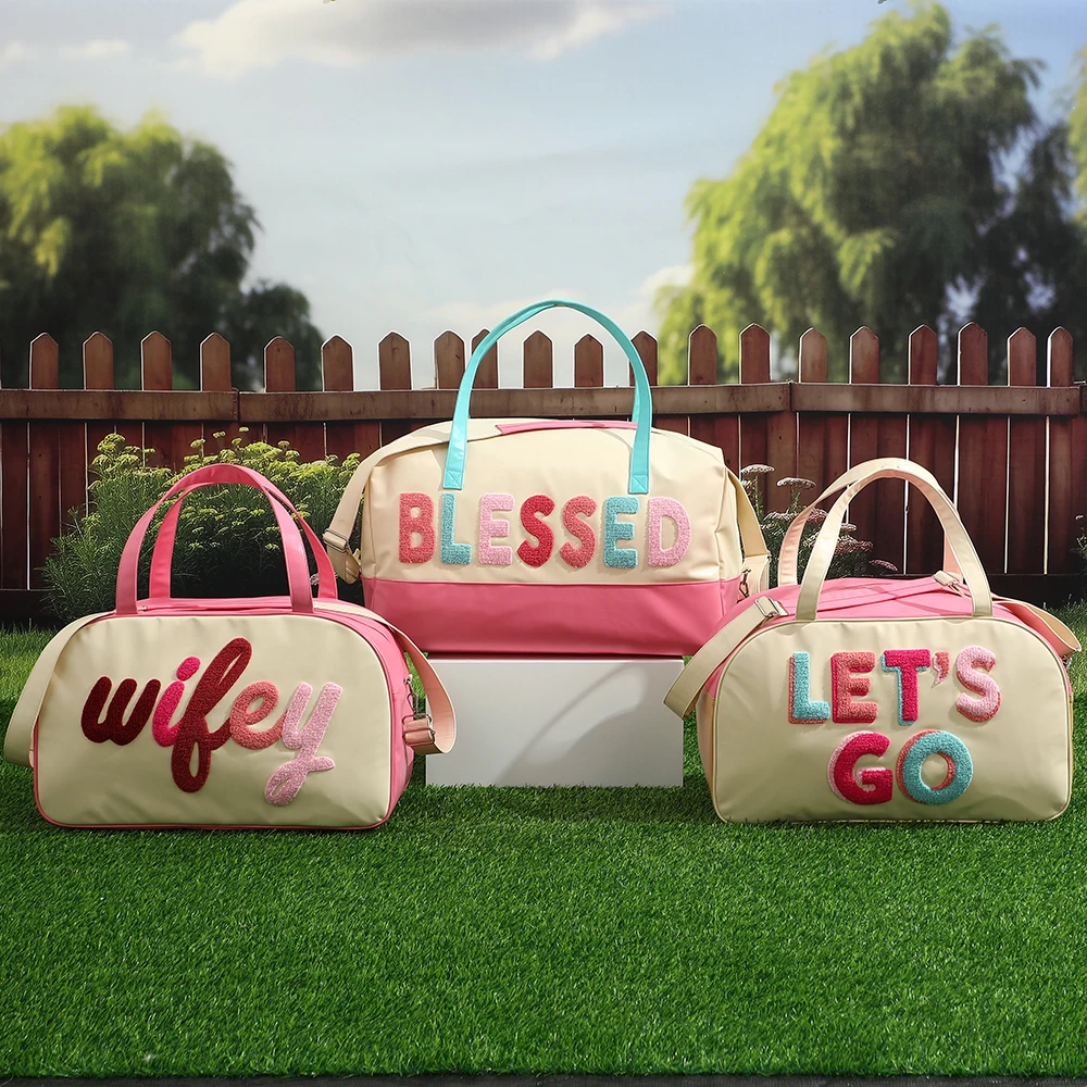 Женский рюкзак с вышивкой