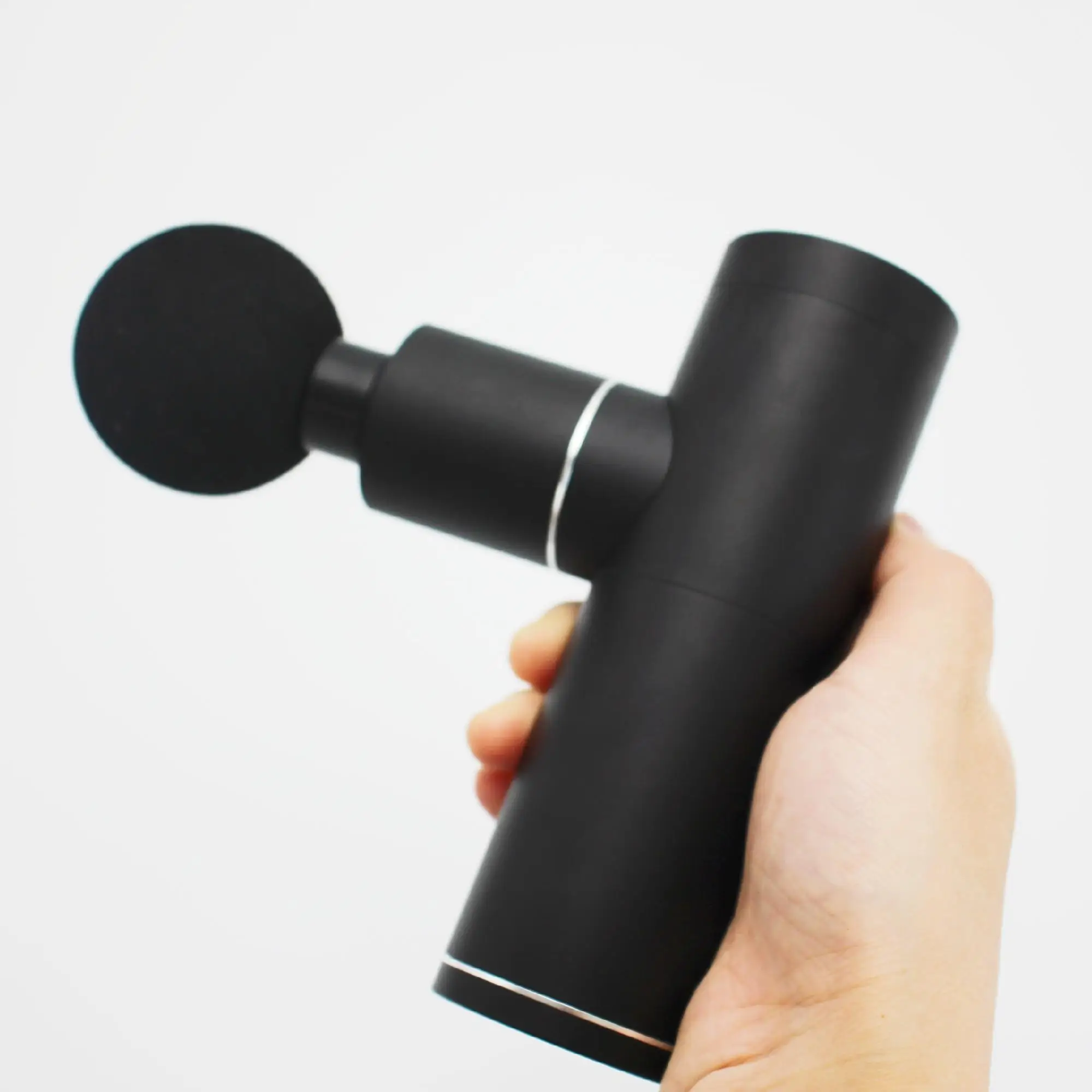 Wholesale Cost-effective Mini Muscle Massage Gun 	 mini massage gun deep