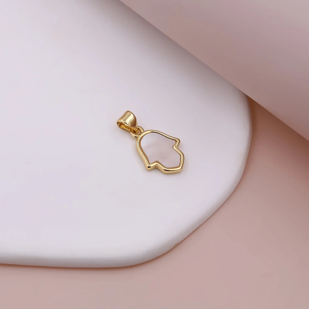 Fashion Jewelry Findings Components Natural Mother of Pearl Dainty Tiny Hamsa Hand Charms Pendants For Jewelry Making