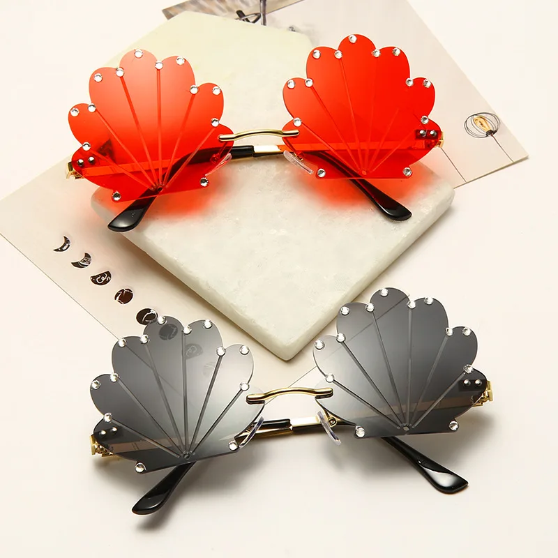 
2021 wholesale beach shell anti UV exaggerated glitter wedding props glasses luxury sun glasses fashion funny uv sunglasses 