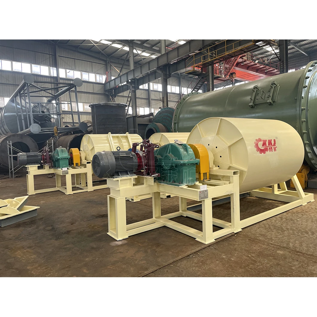 The ceramic ball mill grinders 500kg-1000kg /times glass each time, and the discharge size is 2-5 microns