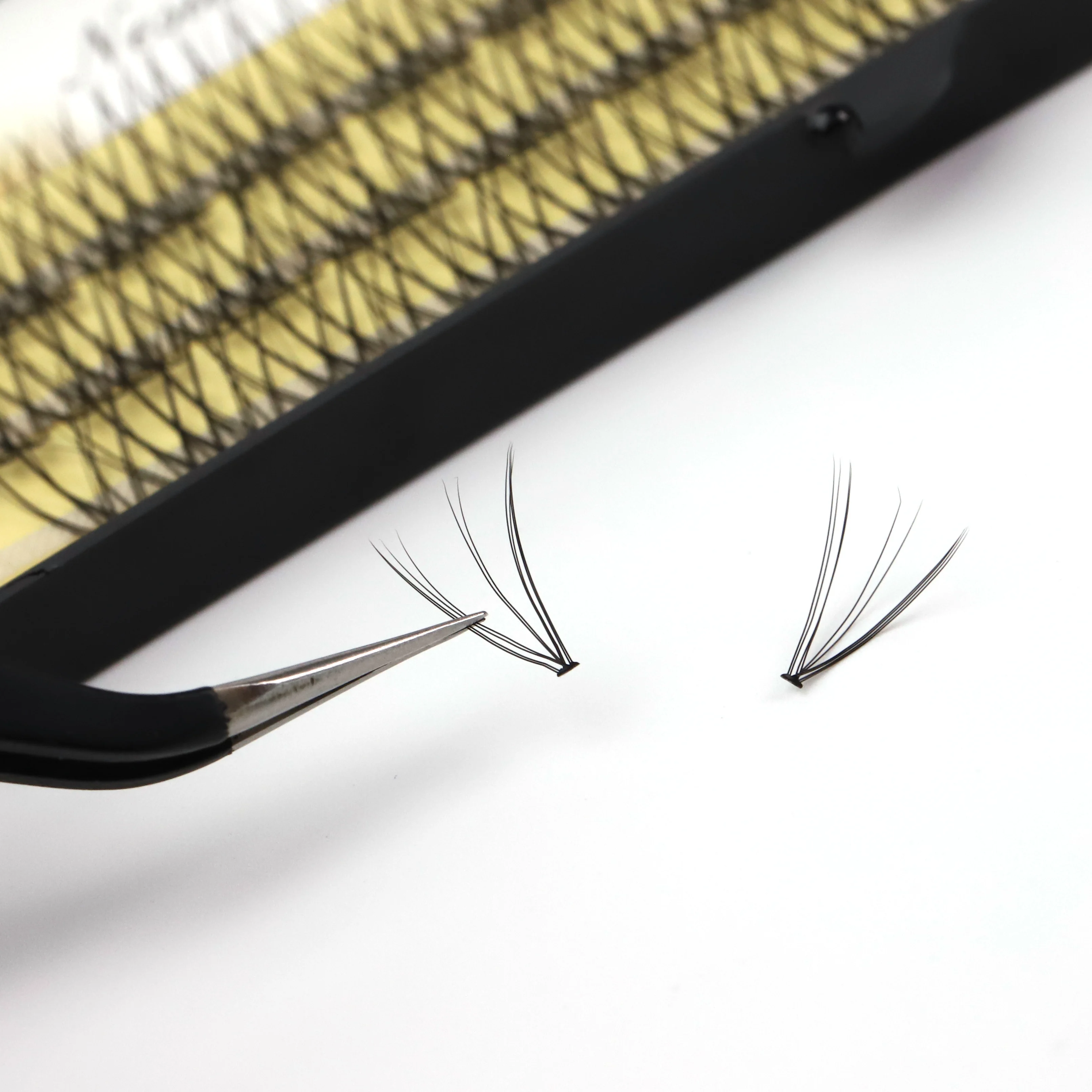 Wholesale Pre Made Eyelash Extension Premade Fan 2D 3D 4D 5D 6D 7D 8D 10D Volume Lashes