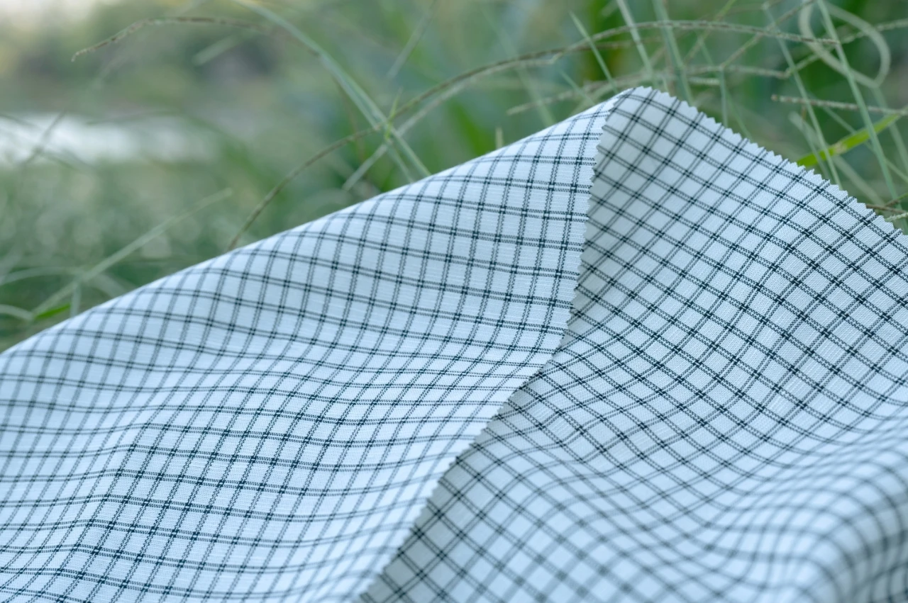 #2962  Wholesale yarn dyed soft plaid linen tencel lyocell fabric for spring summer clothing