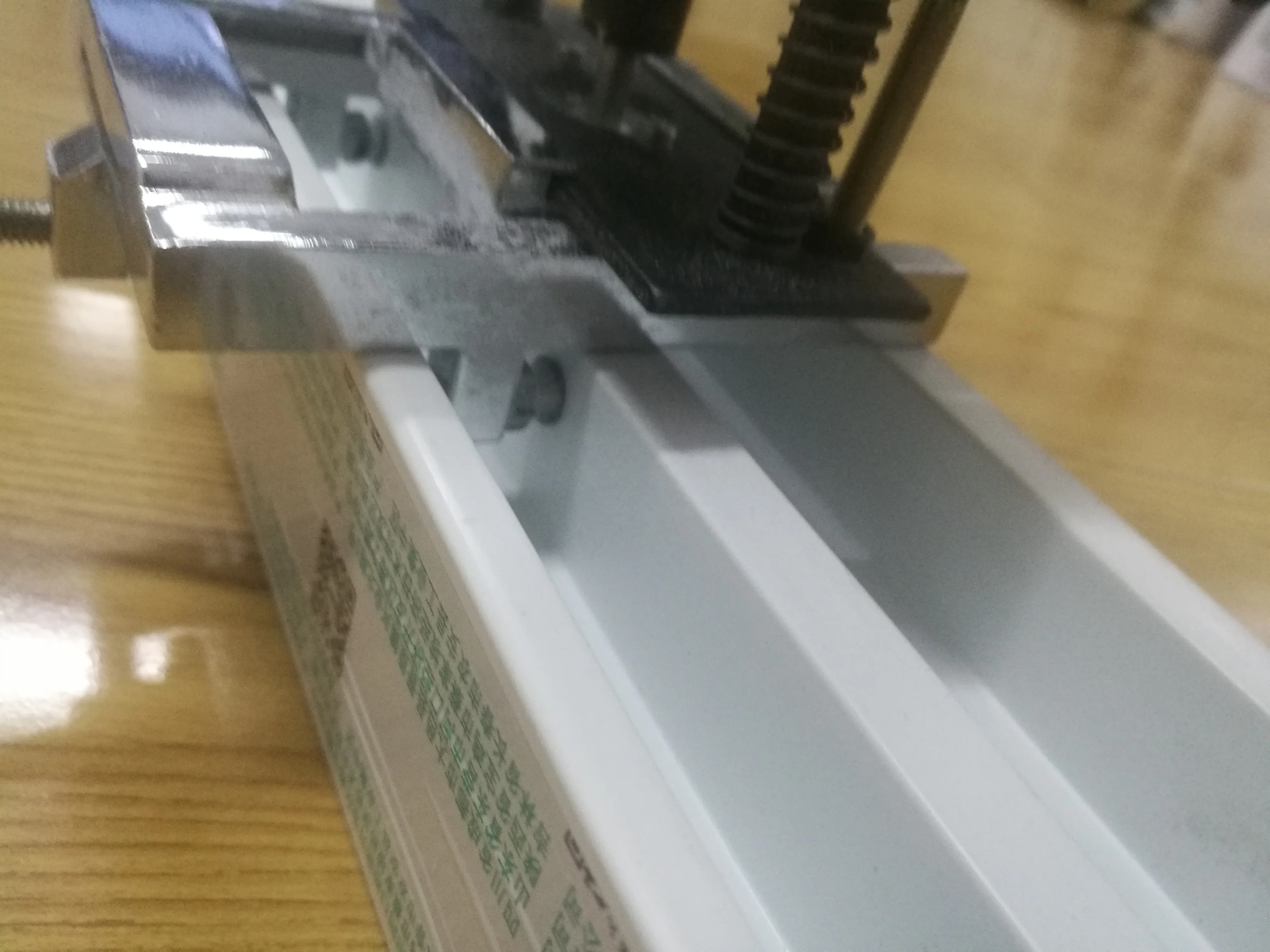 
Portable water slot milling machine for three track upvc sliding window frame profile processing 