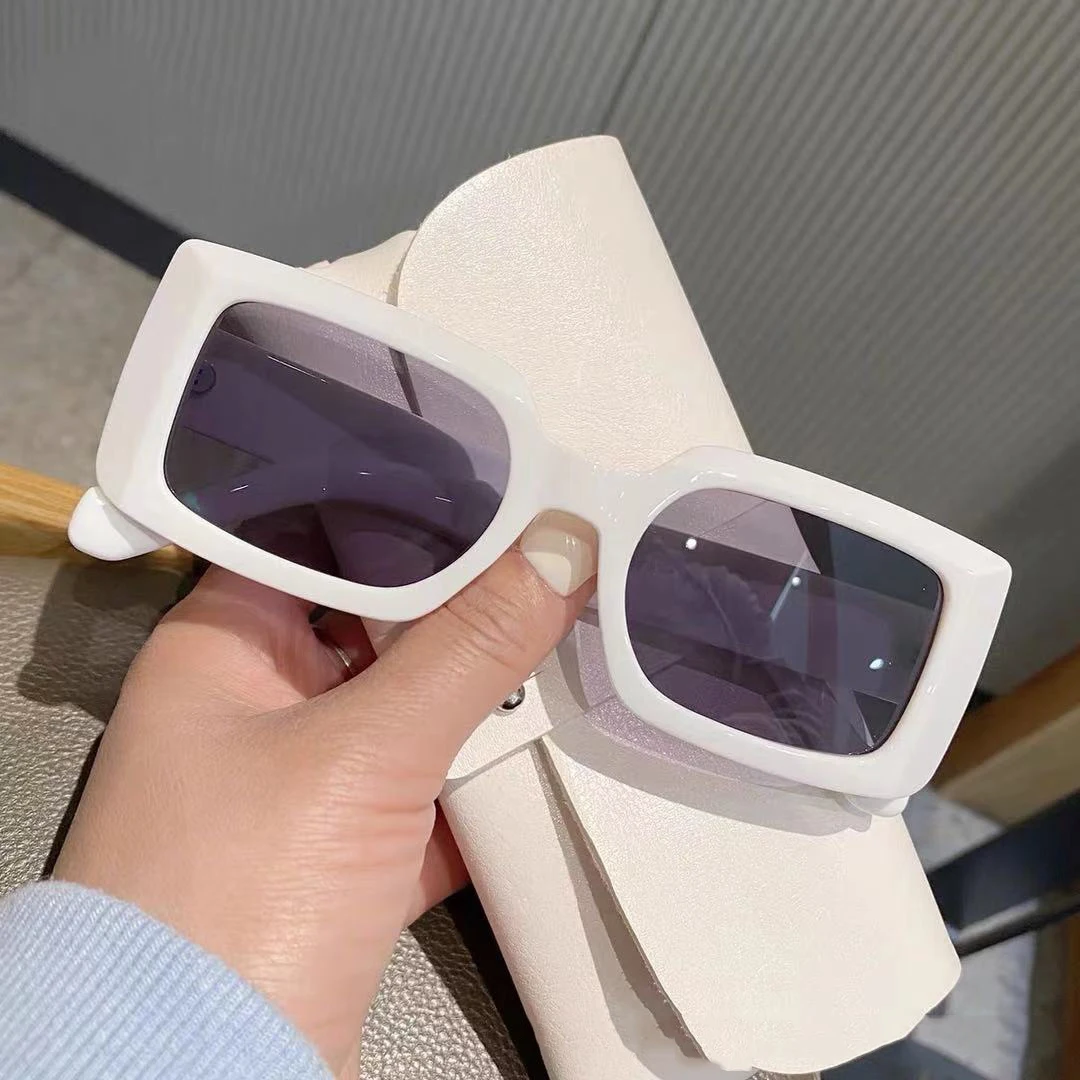 Luoyan Small Rectangle Eyeglass  Designer Elegant Square Sunglasses Ladies Fashion Women Sunglasses Shades