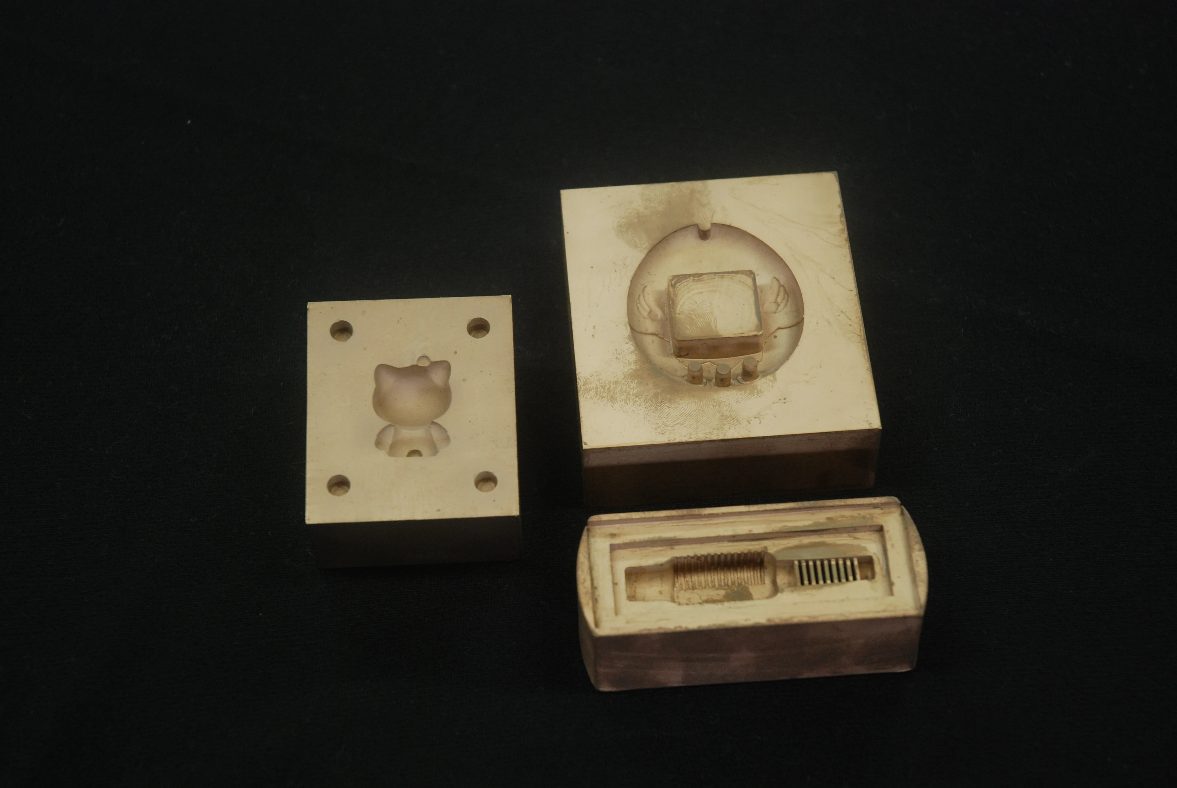 Precision casting custom plastic injection mold molding for sale