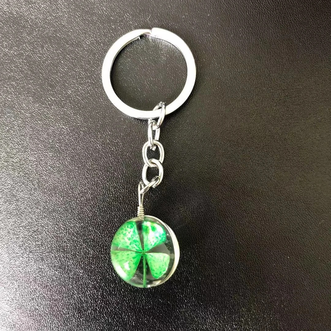 Natural Dried Flower Keychain Dandelion Seed Flower Cherry Blossoms Four Leaf Clover Crystal Glass Ball Pendant Key Ring