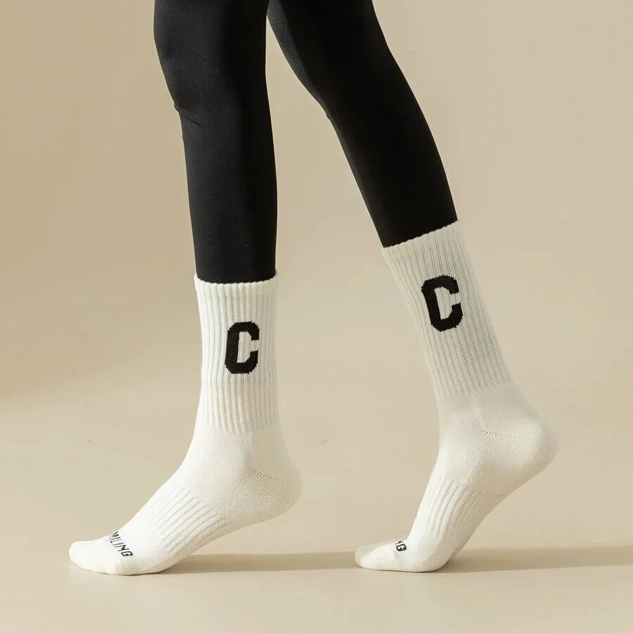 REMOULD men custom made skate team cushioned socks cotton with packaging high quality grip sports crew socks custom logo