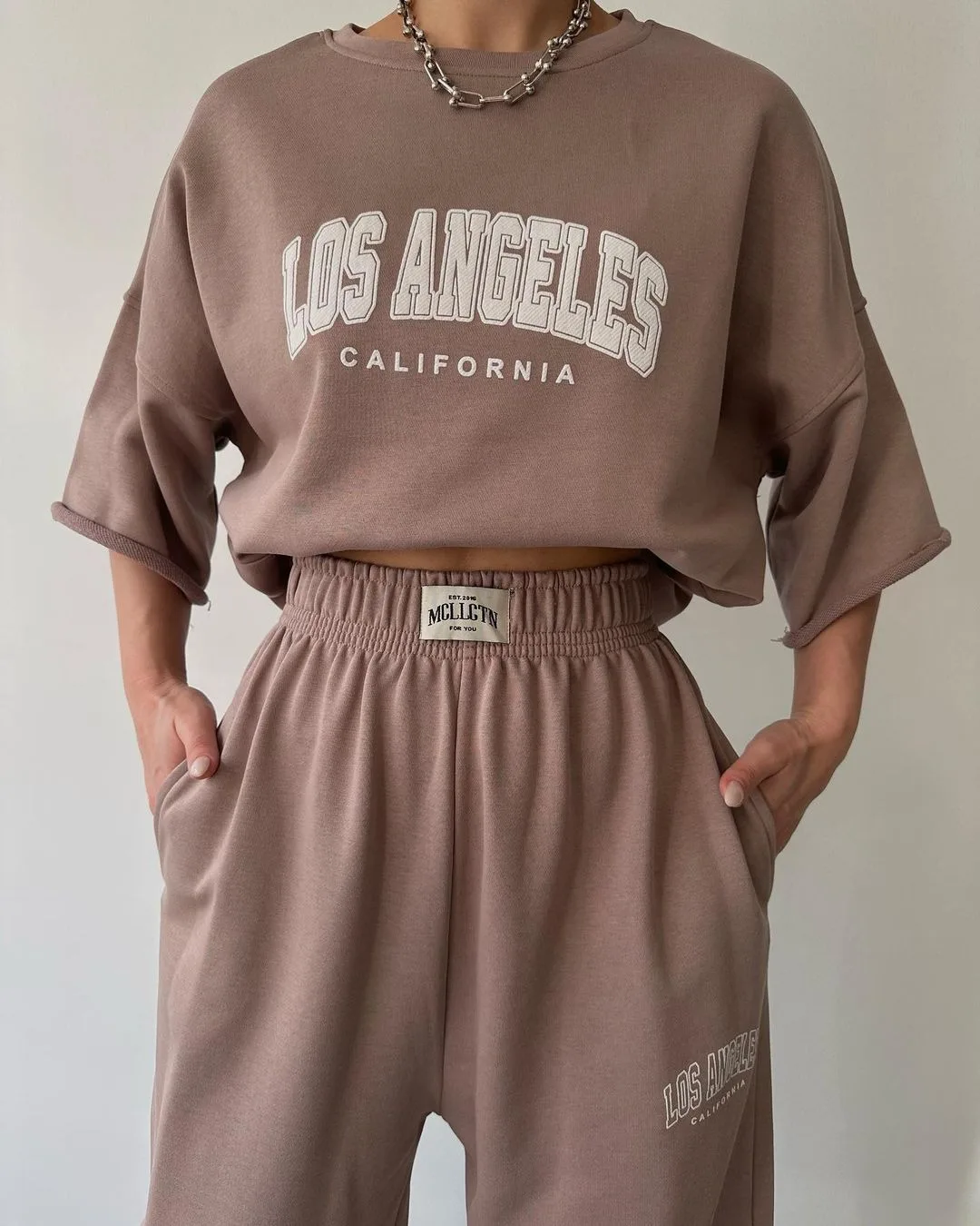 Spring New Arrival Women Casual 2 Piece Set Clothing Printed Pleated Pants Short Sleeve Hoodie