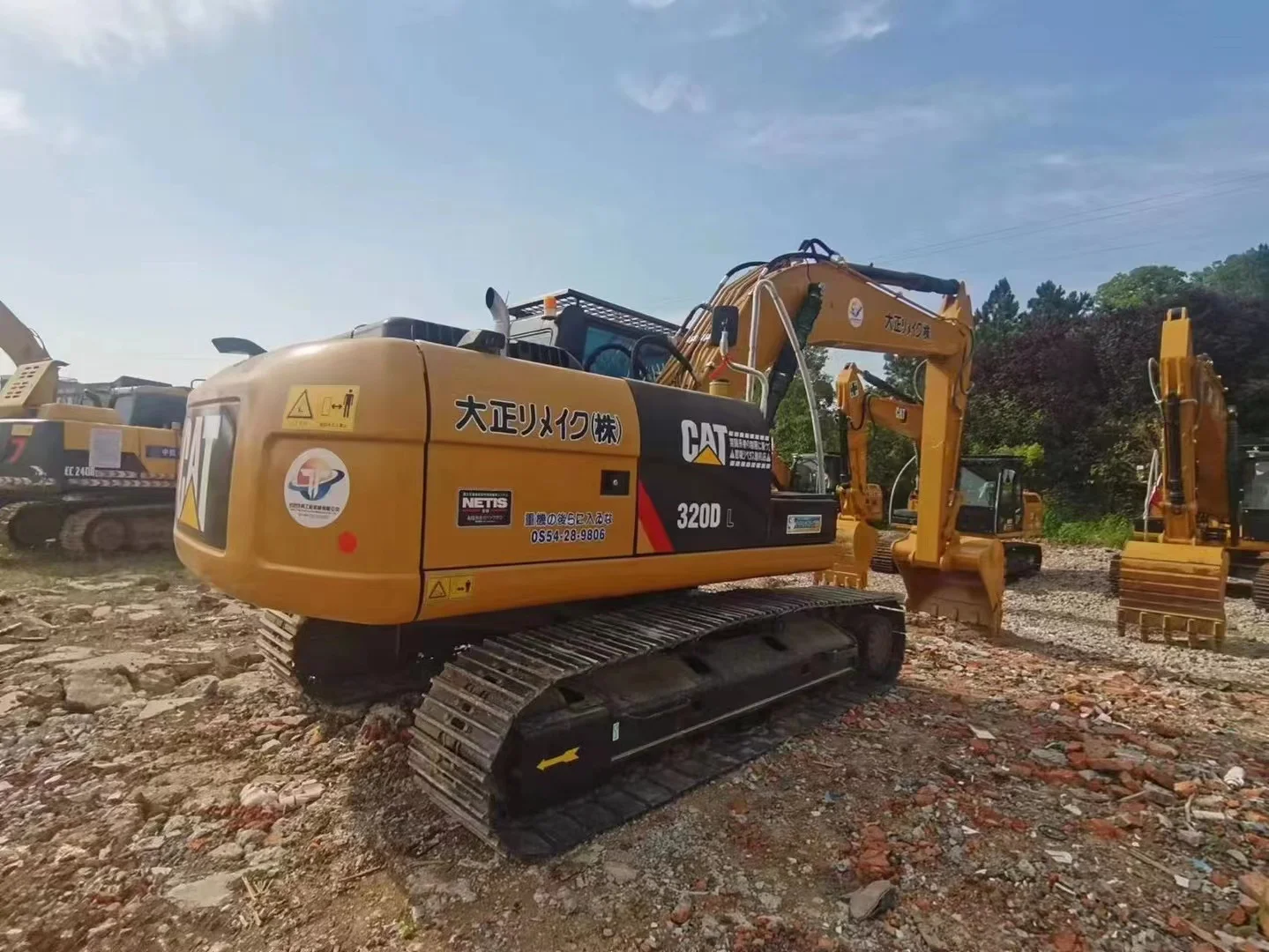 Original Japan Used Cat 320d 320d2 Crawler Excavator Cat 320 Used Excavators