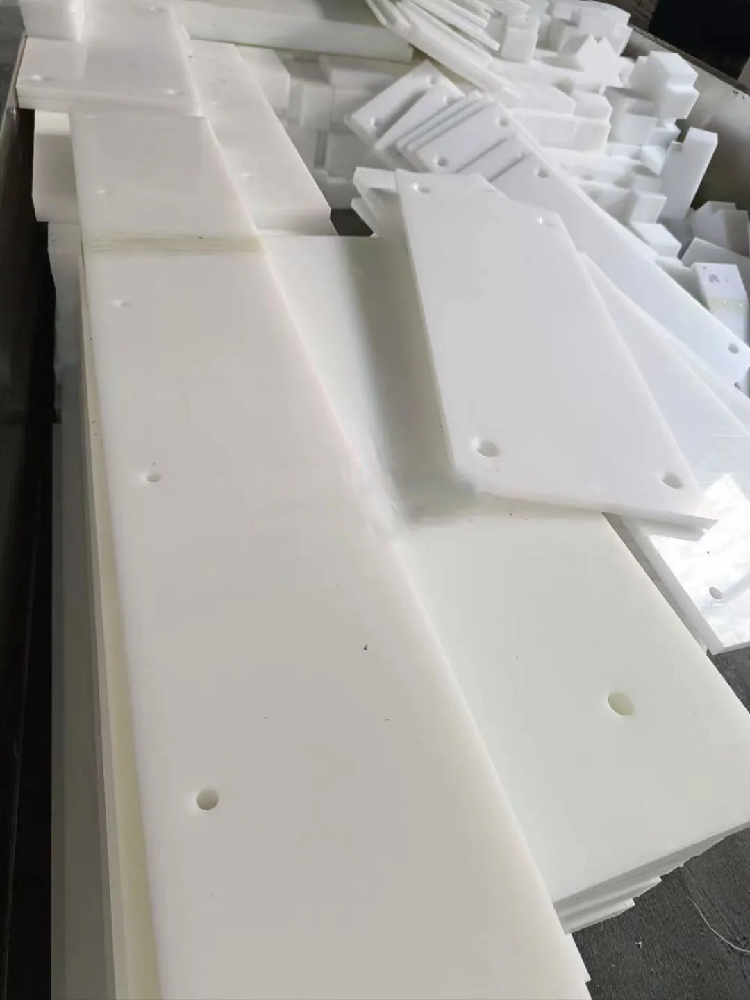 uhmwpe plastic board customized hdpe sheet 2mm thick PE1000 sheet recycled hdpe thin sheet