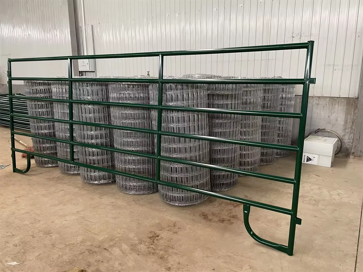 Factory Rail Horse Fence sheep panel High Quality  Galvanized Livestock panel Metal Steel Powder Coated horse Fence Panels