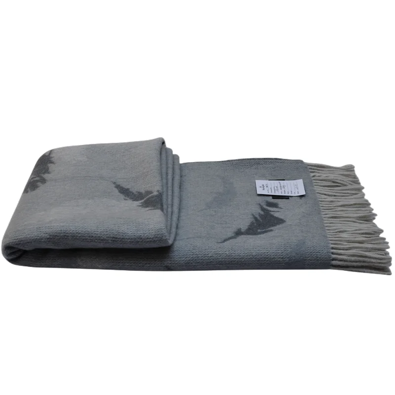 BLUE PHOENIX nordic blanket 100% wool charcoal feather jacquard cozy luxury sofa nap mora spain