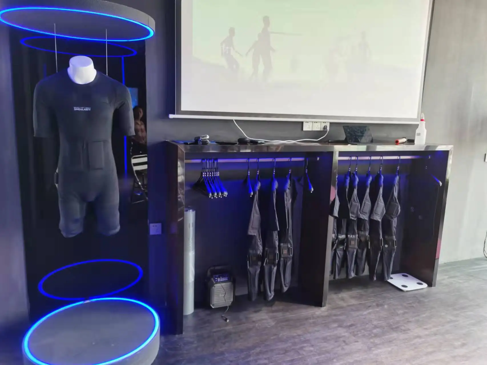 Ems suits Body Sculpting Fitness  Workout Slimming Ems Training Wireless ems suit training