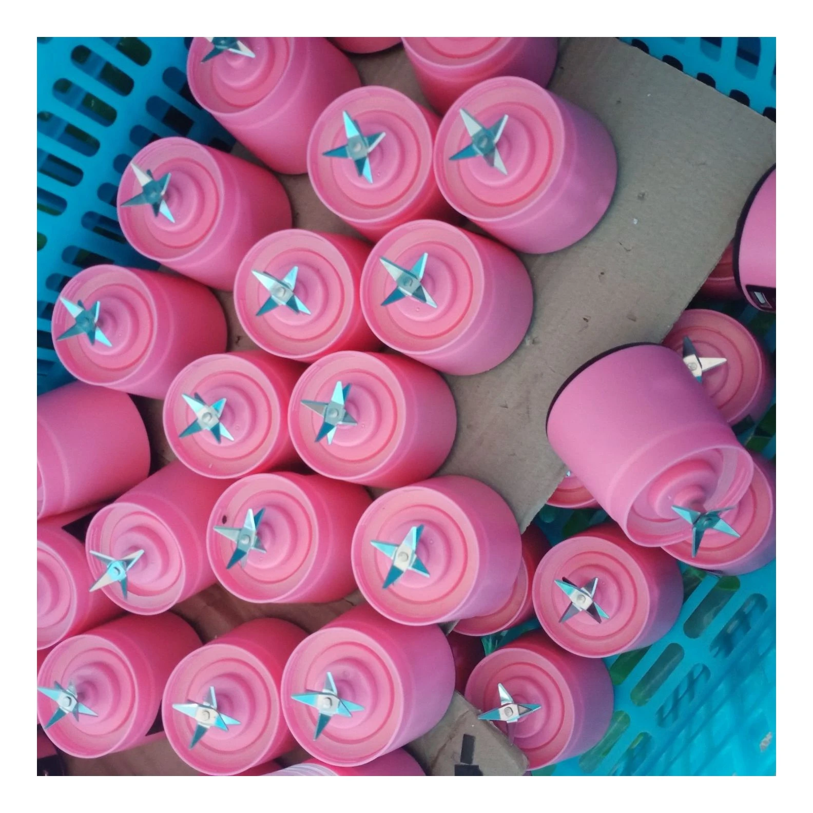 Electric Automatic Portable USB Rechargeable Citrus Fruit Orange Juice Blender Juicer Machine