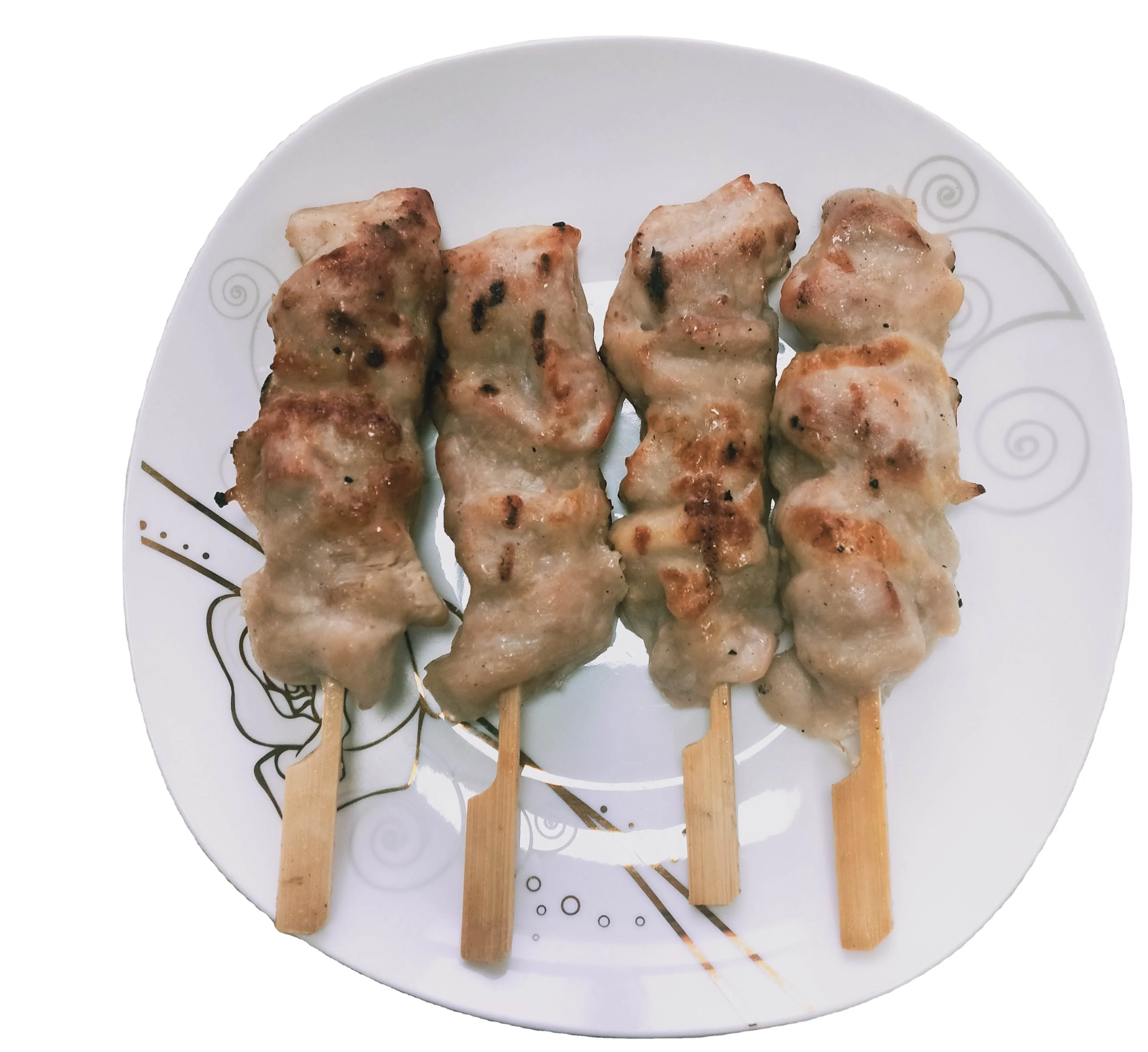 Замороженный уголь, жареные куриные шампуры, полностью приготовленные