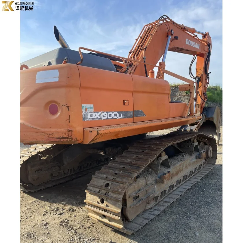 Multifunction Equipment Used Doosan Dx 300 Excavator DX300LC DX300LC-9
