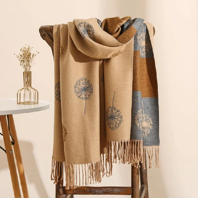 New Heavy Weight Large Size Winter Wear Warrm Cashmere Pashmina Scarf Two Color Flower Fashion Shawls for Women
